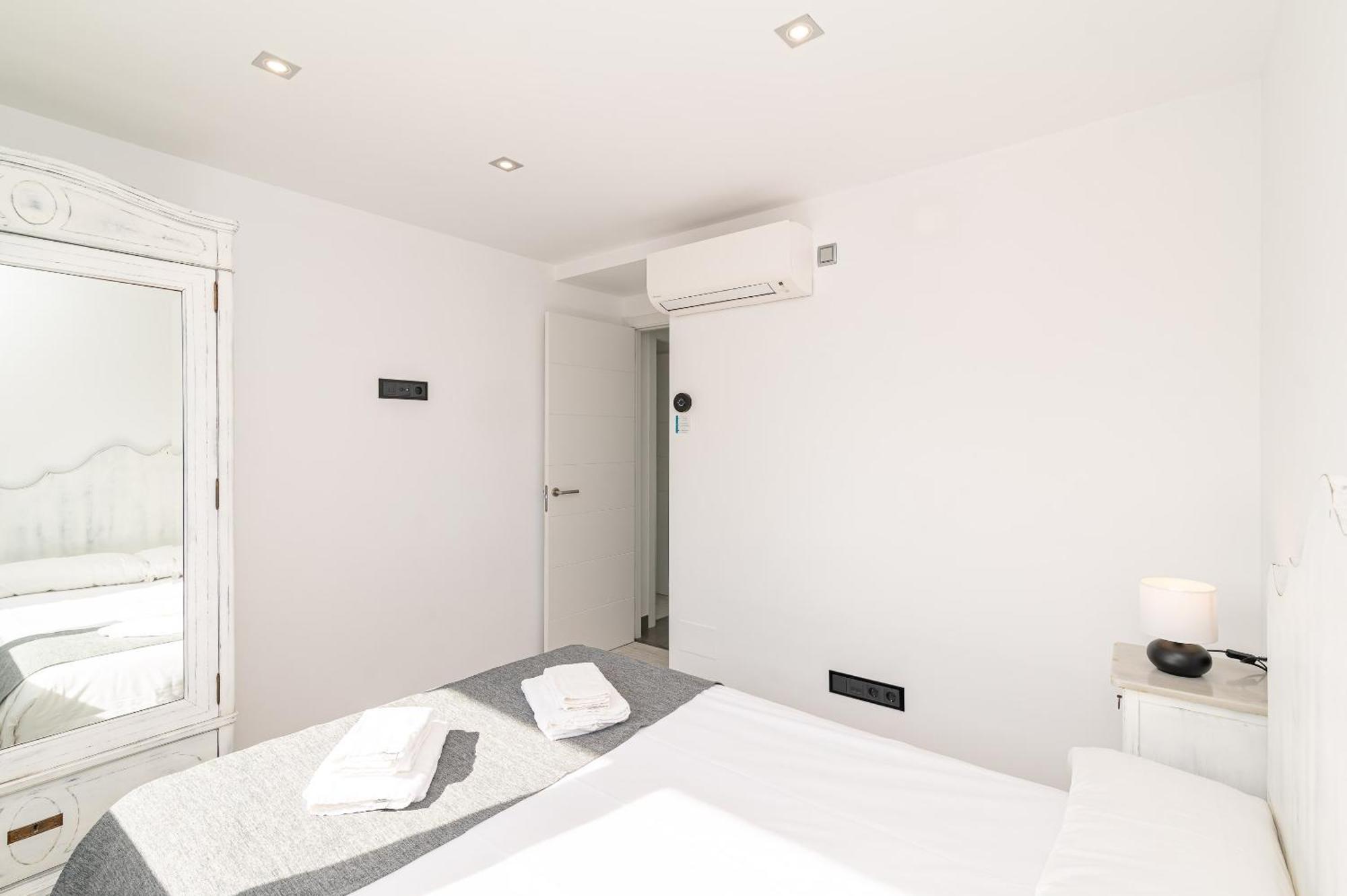 Beach Villa Cosins 1 Mel By Sealand Villas 阿尔库迪亚 外观 照片