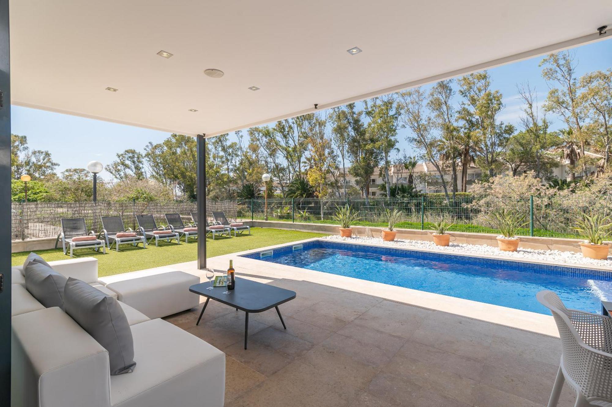 Beach Villa Cosins 1 Mel By Sealand Villas 阿尔库迪亚 外观 照片